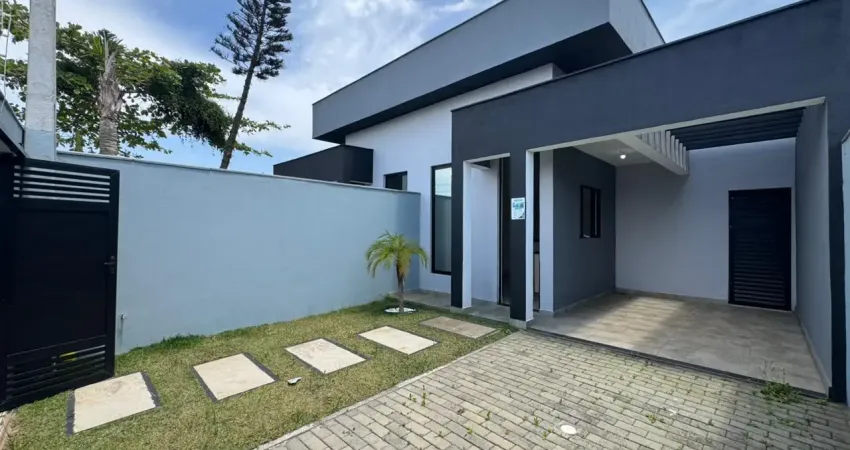 Casa para venda possui 3 quartos em cibratel ii - itanhaém - sp