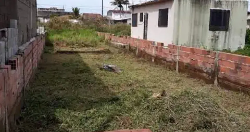Terreno lado praia com 220m² no bairro palmeiras em itanhaem