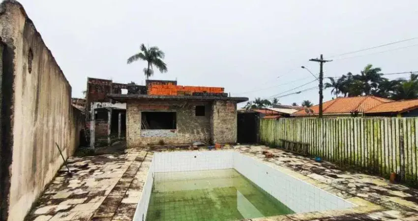 Terreno com construção para venda possui 398 metros quadrados em cibratel ii - itanhaém - sp