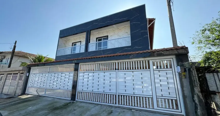 Casa sobreposta para venda no bairro melvi, localizado na cidade de praia grande / sp