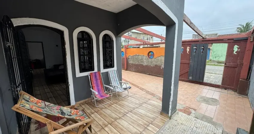 Casa para venda no bairro itaguaí, localizado na cidade de mongaguá / sp