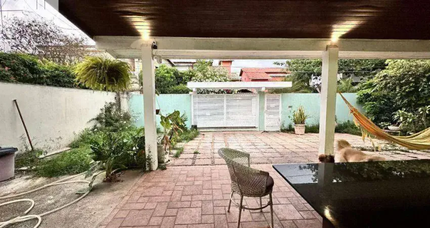 Casa duplex, 4 quartos, camboinhas, r$ 9.000,00, quadra praia!