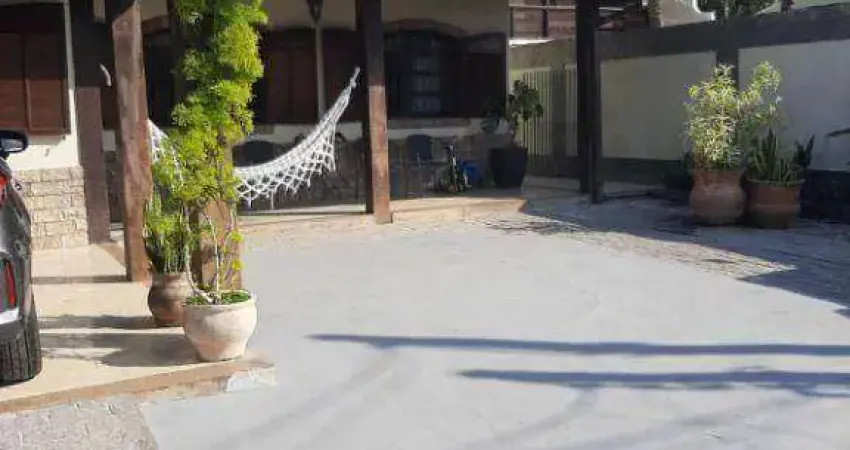 Casa com 6 dormitórios à venda, 295 m² por r$ 1.340.000,00 - piratininga - niterói/rj