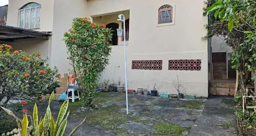 Casa com 2 dormitórios à venda, 100 m² por r$ 350.000,00 - mutuá - são gonçalo/rj