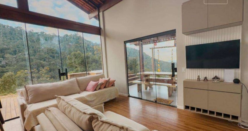 Casa com 3 dormitórios à venda, 135 m² por R$ 1.490.000 - Santa Teresa/ES