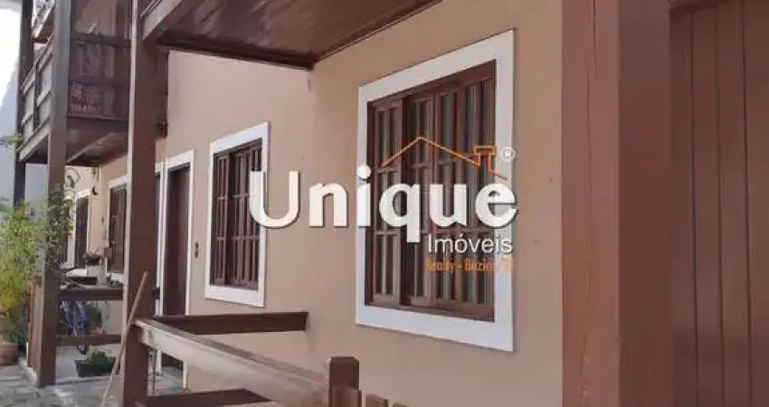 Casa, 90m2, Palmeiras - Cabo Frio, à venda por R$ 300.000,00