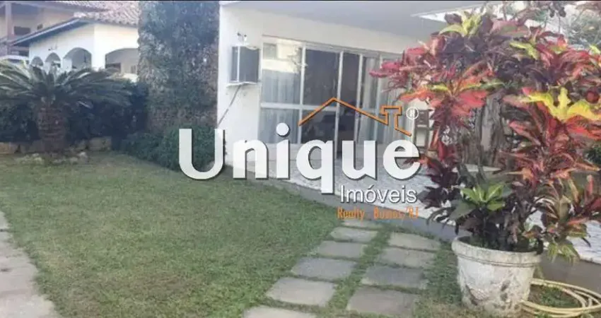 Casa, 250m2, Portinho - Cabo Frio, à venda por R$ 1.250.000,00