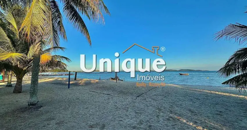 Casa independente a 50 metros da lagoa, dentro de condomínio particular