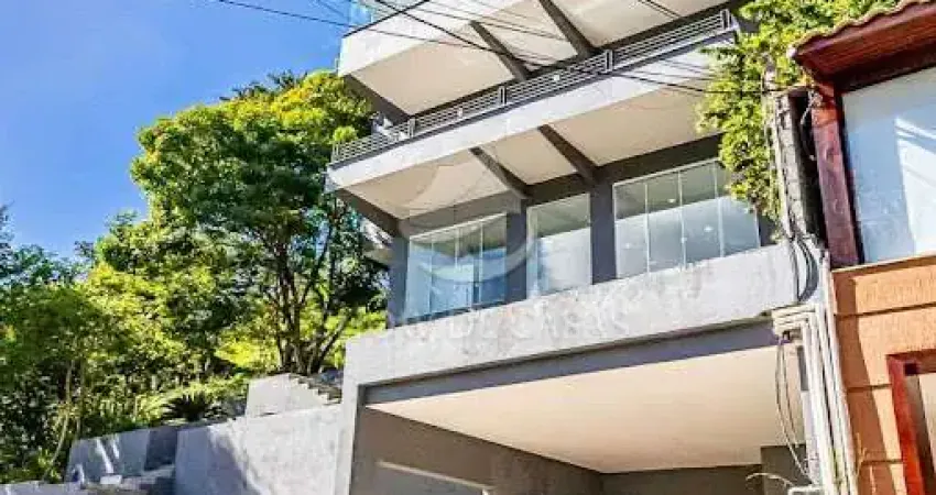 Casa em condomínio fechado com 4 quartos à venda na Avenida Nelson de Oliveira e Silva, --, Vila Progresso, Niterói