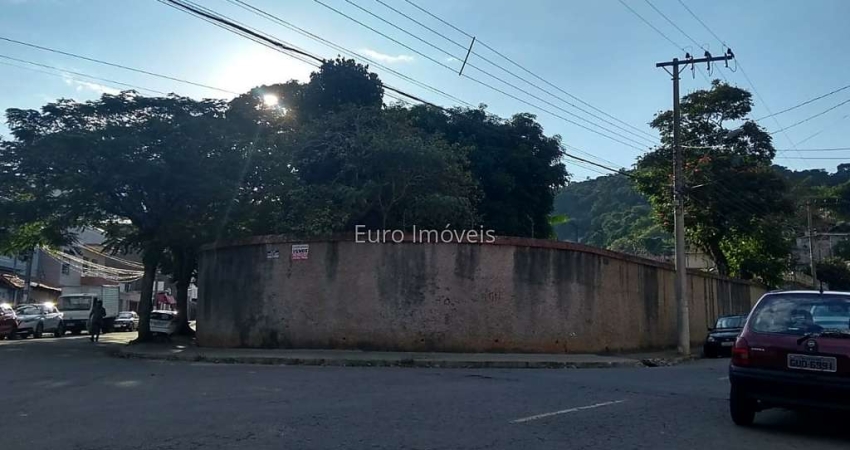 Terreno à venda na Rua Antônio de Paula Mendes, Bandeirantes, Juiz de Fora