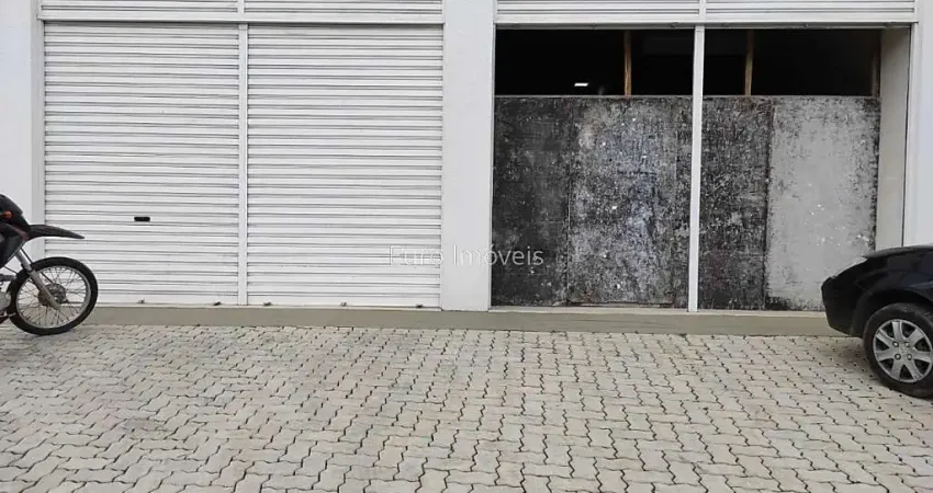 Ponto comercial à venda na Rua Maria de Almeida Silva, Teixeiras, Juiz de Fora