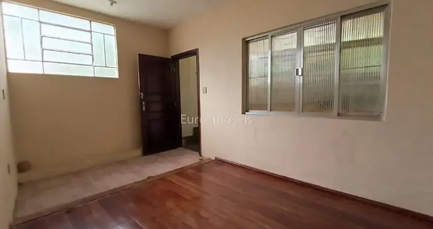 Casa com 2 quartos à venda na Rua Francisco Altomar, Ipiranga, Juiz de Fora