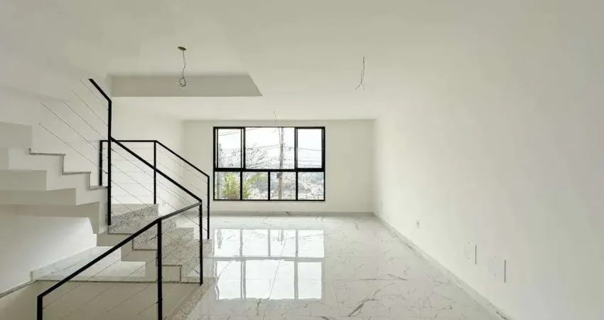 Casa com 3 quartos à venda na Rua Regente, São Pedro, Juiz de Fora