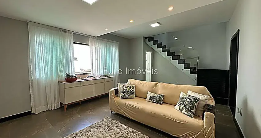 Casa com 3 quartos à venda na Rua Helena Teixeira de Carvalho, Marilândia, Juiz de Fora
