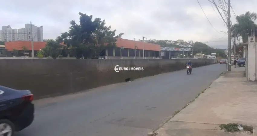 Terreno à venda no São Pedro, Juiz de Fora 