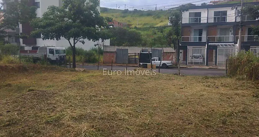 Terreno à venda na Rua Engenheiro Geraldo Magela de Mattos Sanábio, Recanto da Mata, Juiz de Fora