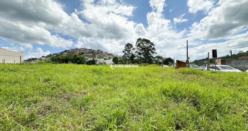 Terreno à venda no São Pedro, Juiz de Fora 