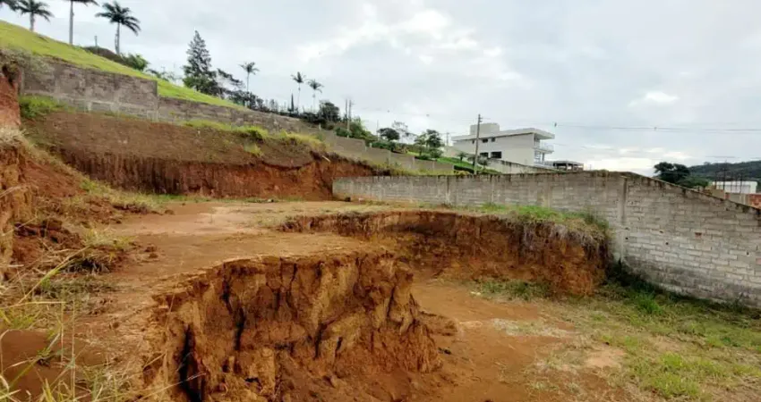 Terreno à venda no Vina Del Mar, Juiz de Fora 