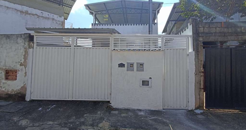 Casa com 2 quartos à venda na Rua Rodrigo Lemos de Paula, Santa Cecília, Juiz de Fora