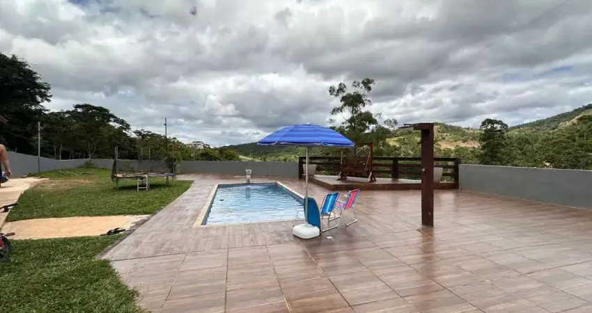 Granja no cordeiros- 1000m² - granjeamento recanto do lago, 3 suítes e piscina