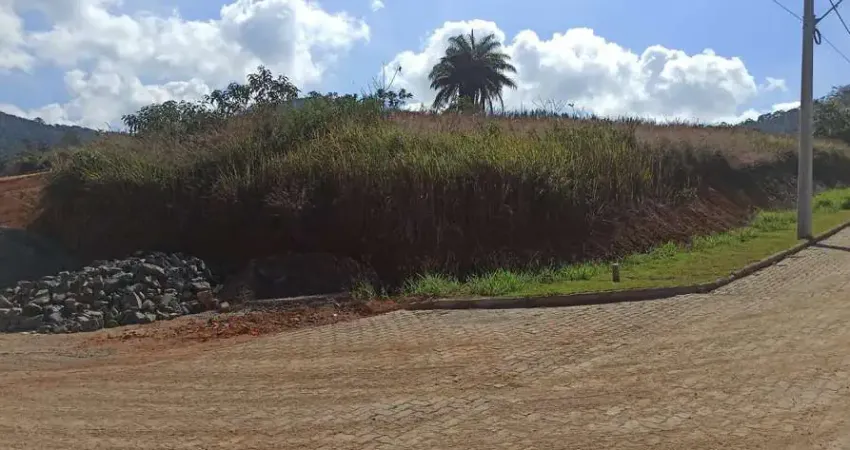 Terreno à venda no Salvaterra, Juiz de Fora 