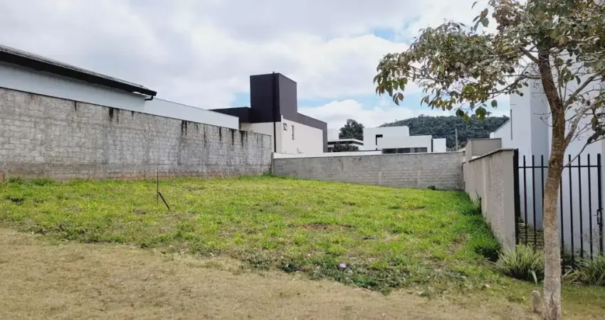 Terreno à venda no Vina Del Mar, Juiz de Fora 