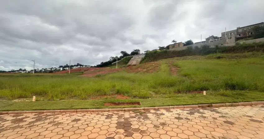Lote 300,00m² em condomínio fechado, Portal do Sol, Marilândia, Juiz de Fora, MG