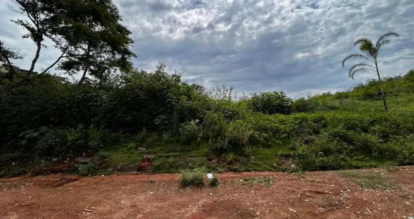 Terreno à venda no Grama, Juiz de Fora