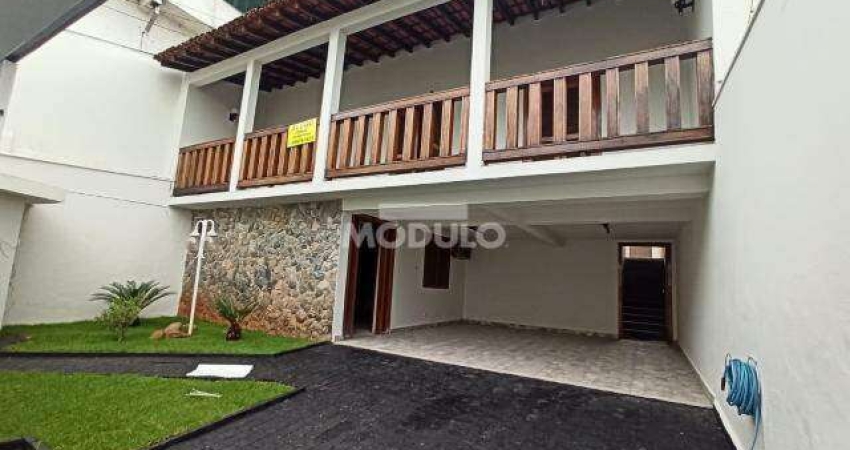 Casa Residencial/Comercial para locação no Bairro Tabajaras