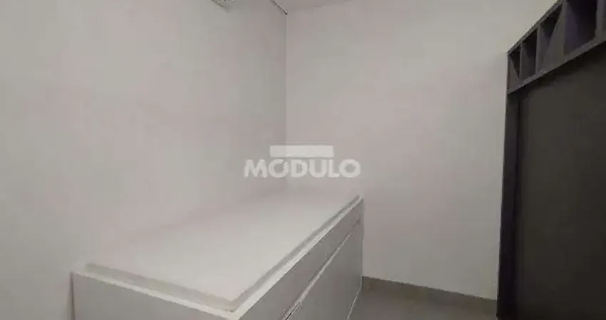 Sala comercial para alugar na Avenida Raulino Cotta Pacheco, --, Osvaldo Rezende, Uberlândia