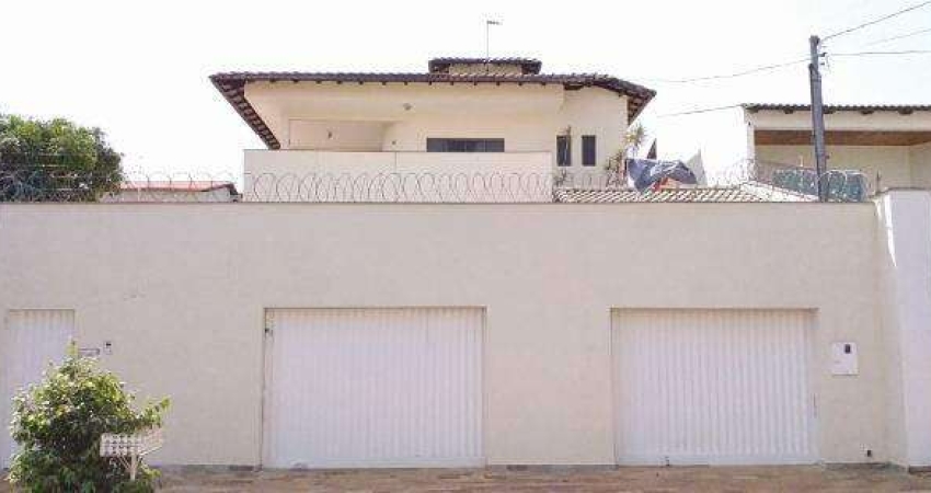 CASA RESIDENCIAL à venda, 3 quartos, 1 suíte, 4 vagas, CIDADE JARDIM - Uberlândia/MG