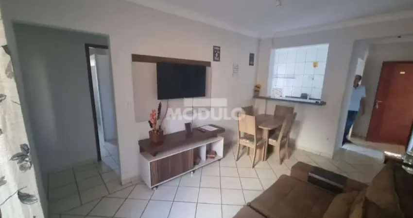 Apartamento Semi Mobiliado para locação Santa Mônica
