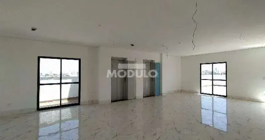 Sala comercial para locação no Tibery