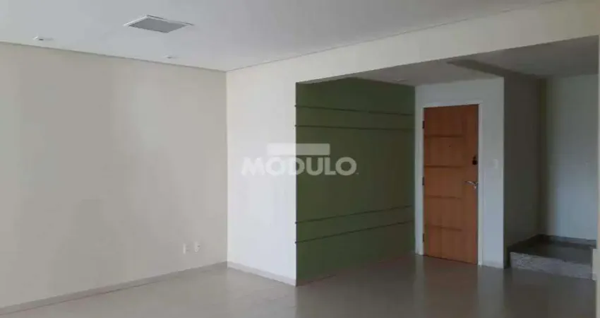 Cobertura para locação no bairro Santa Mônica com 3 quartos