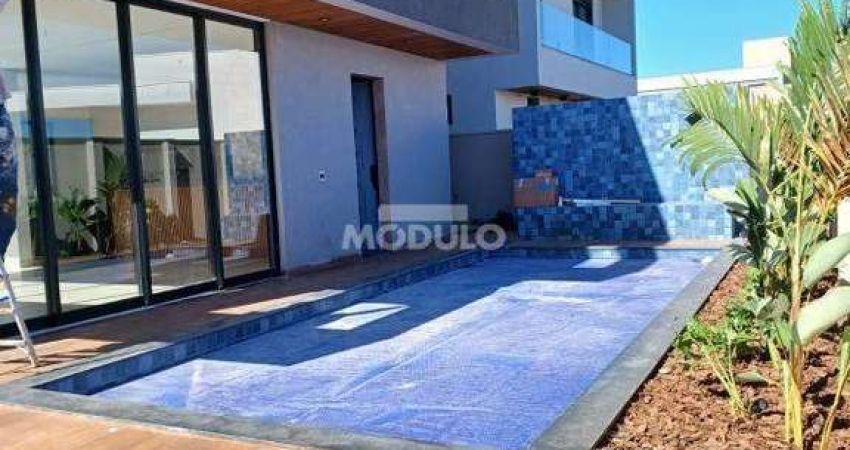 Excelente Sobrado de Luxo em Condominio Cyrela, 4 suites