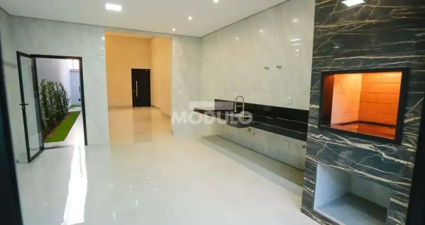 Exelente Casa com Fino Acabamento em Portal Do Valle