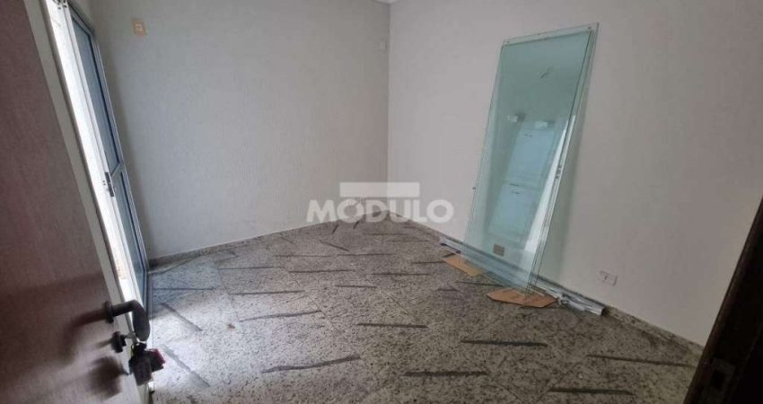 Sala comercial para alugar na Avenida Afonso Pena, --, Umuarama, Uberlândia