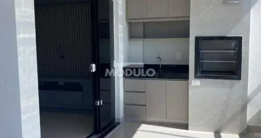 Apartamento com 3 quartos para alugar na Avenida Itaipu, --, Granada, Uberlândia
