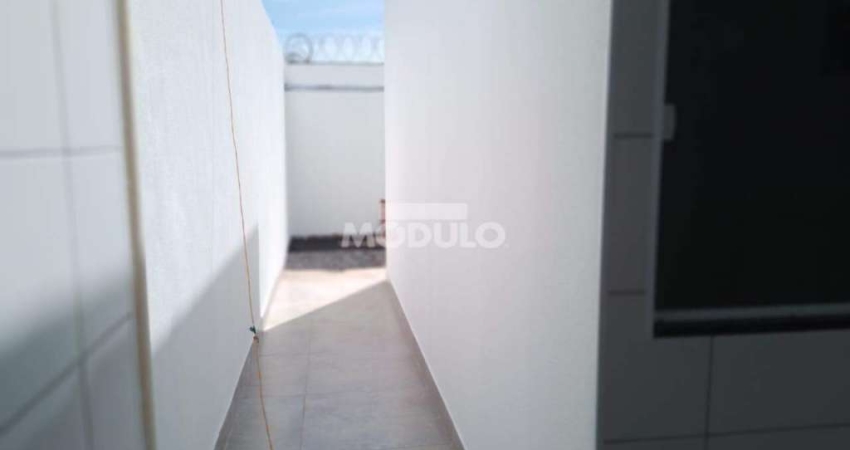 CASA RESIDENCIAL à venda, 2 quartos, 1 suíte, 2 vagas, LOTEAMENTO MONTE HEBRON - Uberlândia/MG