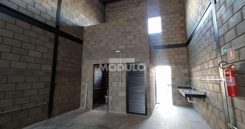 Ponto comercial para alugar na Avenida Cesário Alvim, --, Centro, Uberlândia