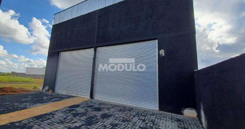 Barracão / Galpão / Depósito para alugar na Avenida Serra Bodoquena, --, Laranjeiras, Uberlândia