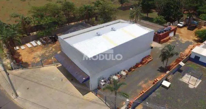 Barracão Comercial para locação Bairro Jardim Canaã