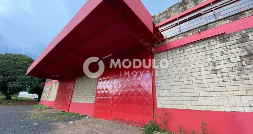 Barracão comercial disponivel para locação no bairro Distrito Industrial.