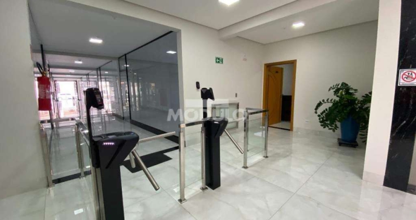 Sala comercial para alugar na Avenida Cesário Alvim, --, Brasil, Uberlândia