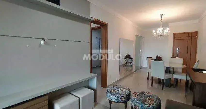 APARTAMENTO à venda, 3 quartos, 1 suíte, 2 vagas, Santa Mônica - Uberlândia/MG