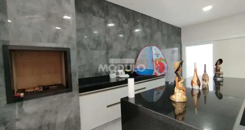 Casa com fino acabamento no Jardim Inconfidencia