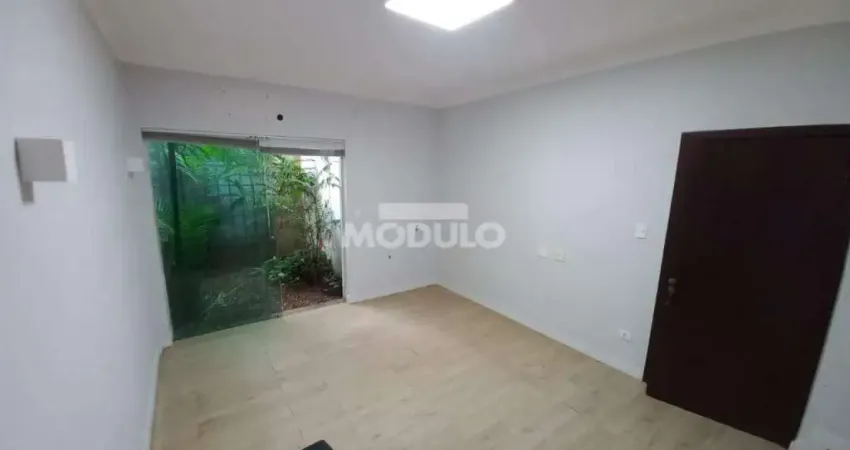 Sala comercial para alugar na Rua Quinze de Novembro, --, Fundinho, Uberlândia