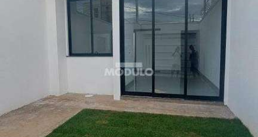 Casa com 3 quartos à venda na Alameda Tamareiras, --, Bosque dos Buritis, Uberlândia
