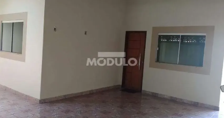 CASA RESIDENCIAL à venda, 3 quartos, 1 suíte, 2 vagas, JARDIM DAS PALMEIRAS - Uberlândia/MG