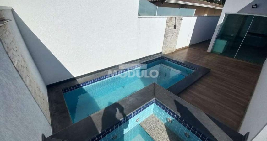 Casa residencial em condomínio para locação Bairro Jardim Inconfidência com 3 quartos